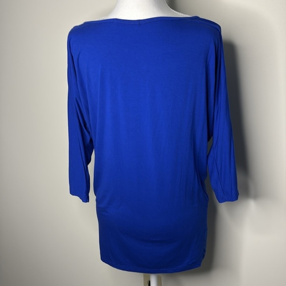 Arden B Blue Cold Shoulder Keyhole Long Top. Small - Picture 3 of 9